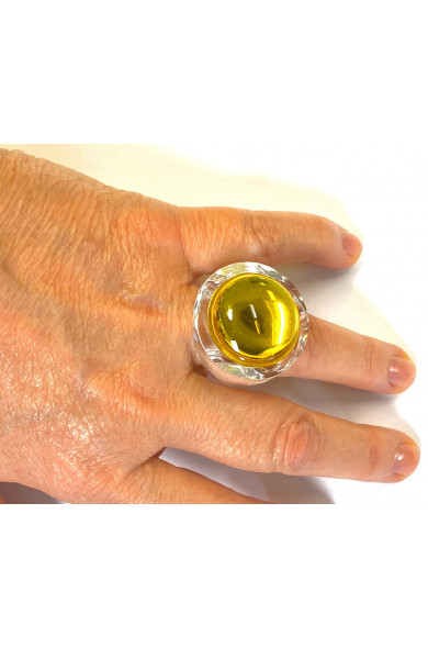 LG-BAKARA ring: yellow